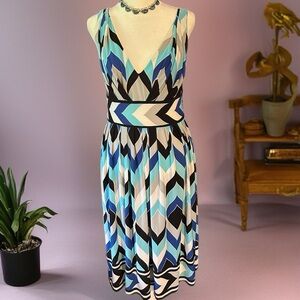 Great condition dress by Maggy London sz 8